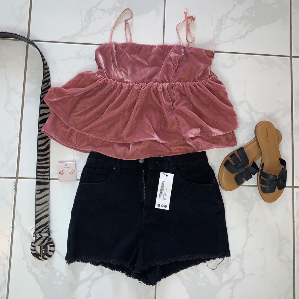 Boohoo Mia high waist denim shorts black, US 6